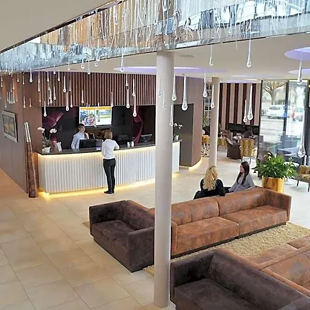 Seehotel Adler מלון בודמן-לודוויגסהפן