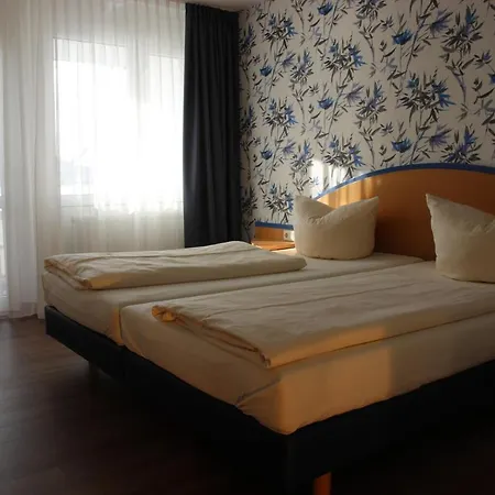 Ξενοδοχείο Seehotel Adler 4*