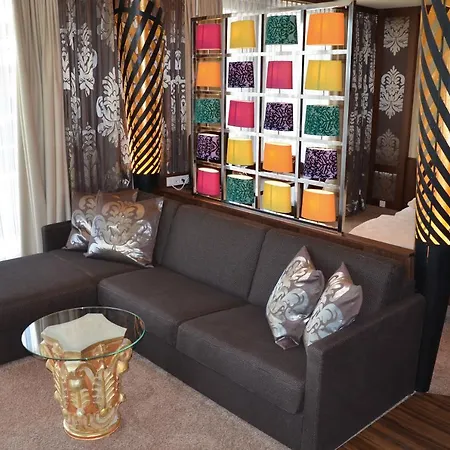 מלון Seehotel Adler