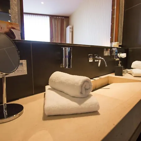 Seehotel Adler 보드만루드비히샤펜
