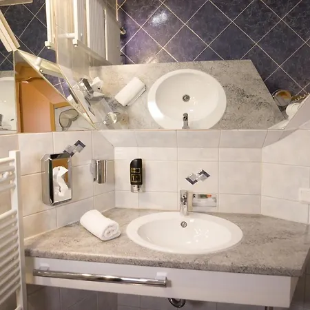 Seehotel Adler 4* Bodman-Ludwigshafen