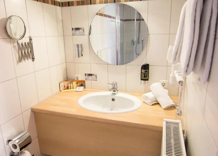 Отель Seehotel Adler 4*